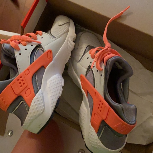Nike huaraches (GS) - Picture 4 of 7